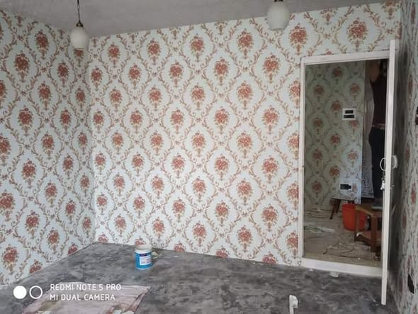 Ornamental wallpaper installation